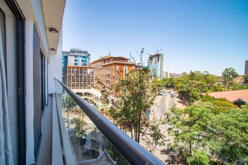 Modern 2 Bedroom Apt At Escada Nairobi Exterior photo